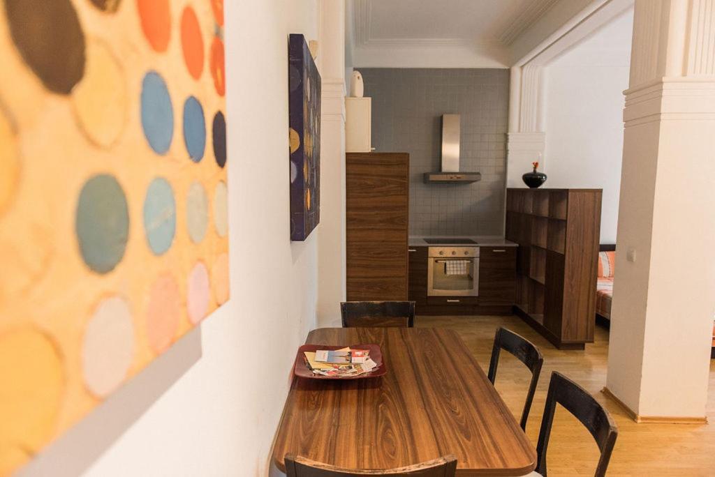 Lion Apartments In Historical Center, Bratislava Old Town Екстер'єр фото