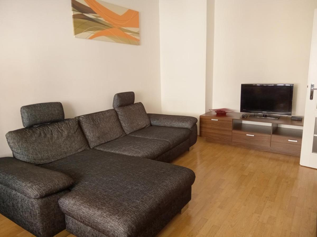 Lion Apartments In Historical Center, Bratislava Old Town Екстер'єр фото